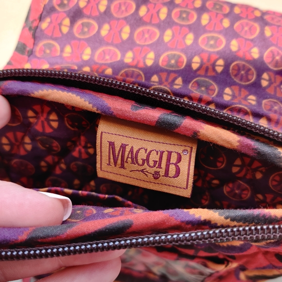 Like new hipster purse w/ID pocket - Picture 4 of 7